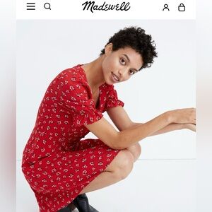 Madewell 100% Silk Ruffle-Sleeve Button-Front Dress in
Little Lilies